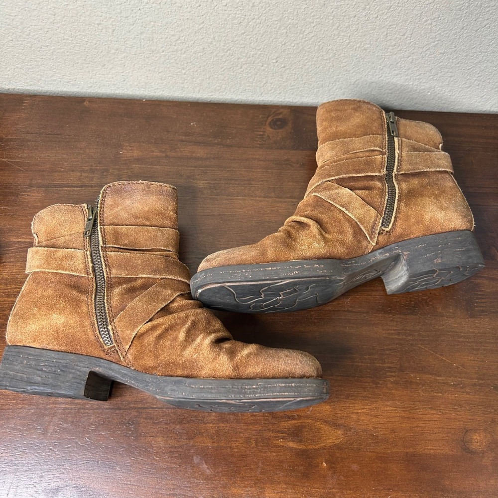 Born Boots Size 7.5 Eton F51326 Brown Suede Strappy‎ Tassel Ankle Low Heel Zip - Picture 4 of 9